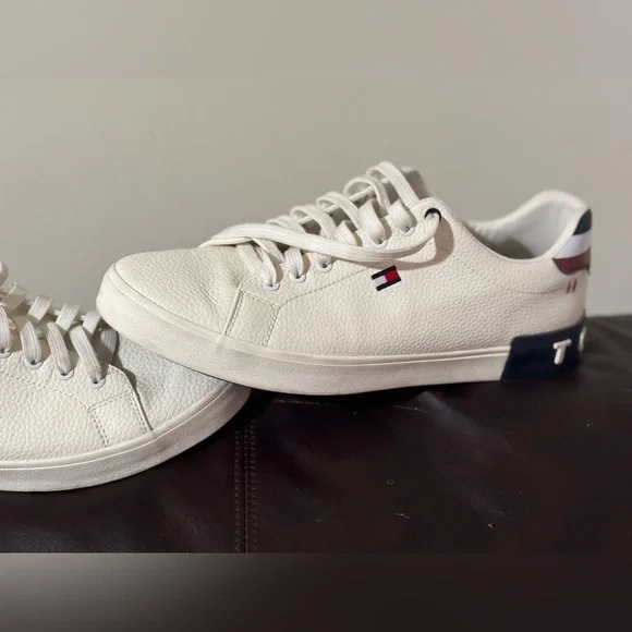 Tommy Hilfiger shoes - Picture 5 of 5